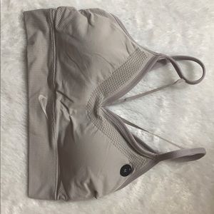 Women’s sports bra